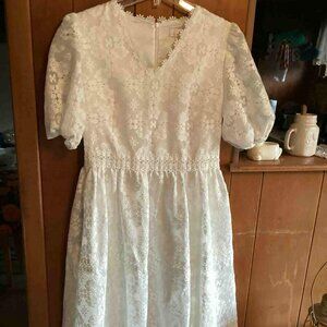 Elegant White Lace Dress